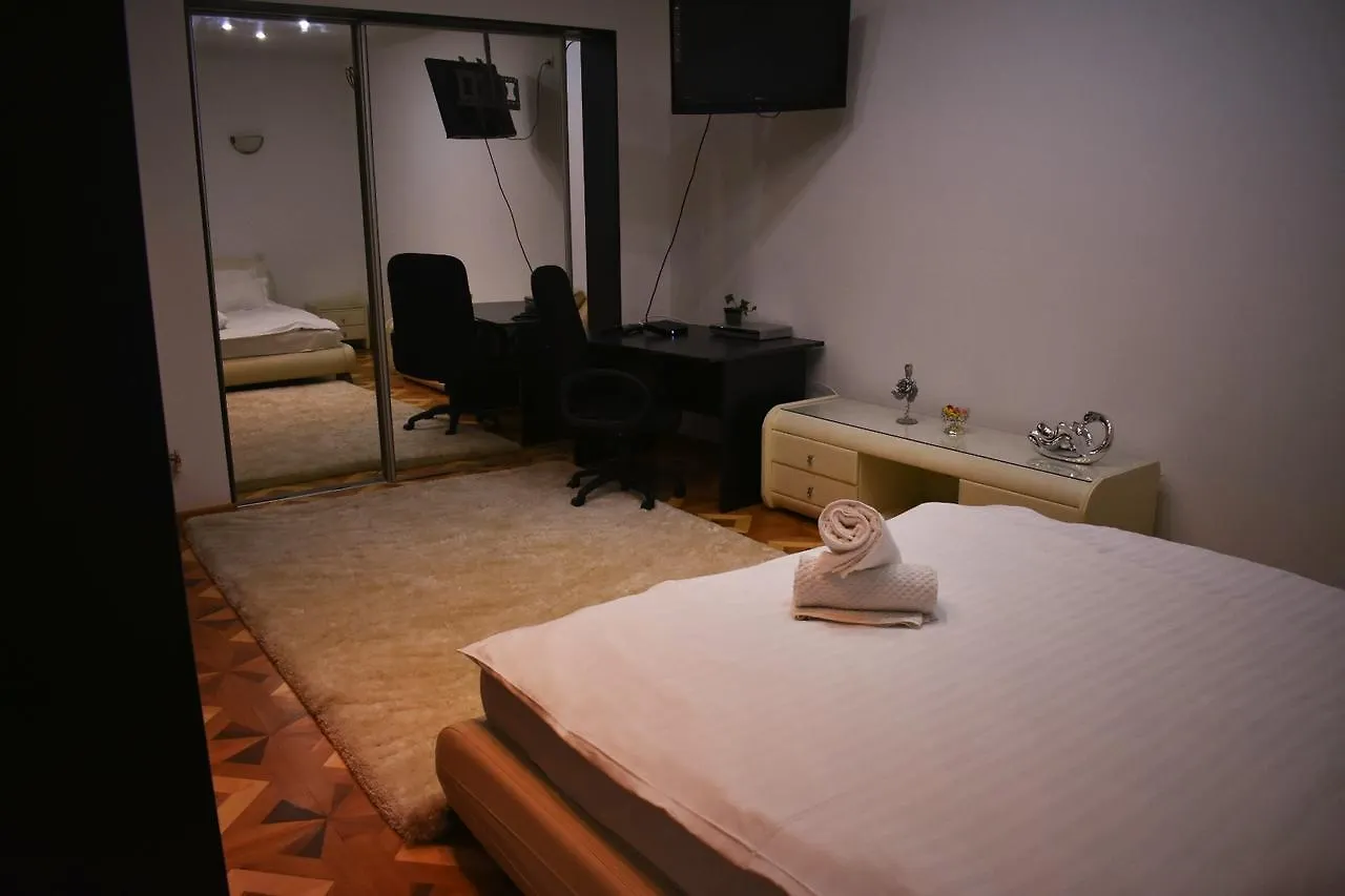 Grand Central Accomodation Sala Palatului Bucharest Apartment